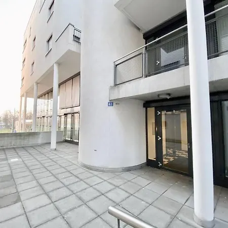 Your Bright And Spacious By The * Lausana