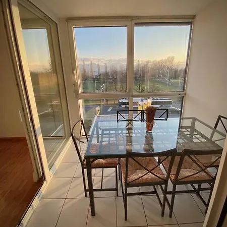 Lägenhet Your Bright And Spacious By The Lausanne