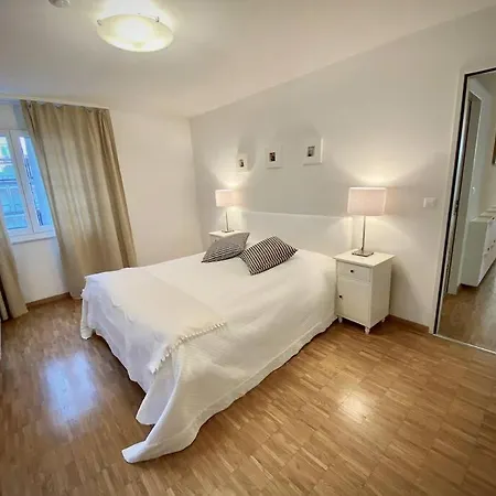 Lägenhet Your Bright And Spacious By The *