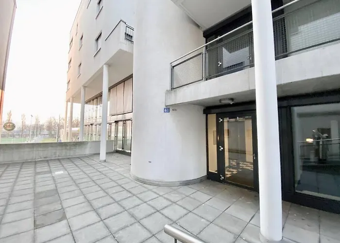 Your Bright And Spacious By The * Lozanna